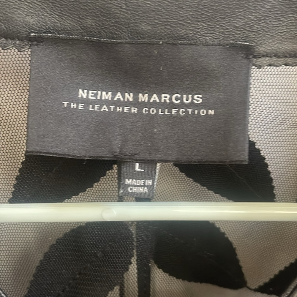 Neiman Marcus leather collection jacket - Picture 2 of 4